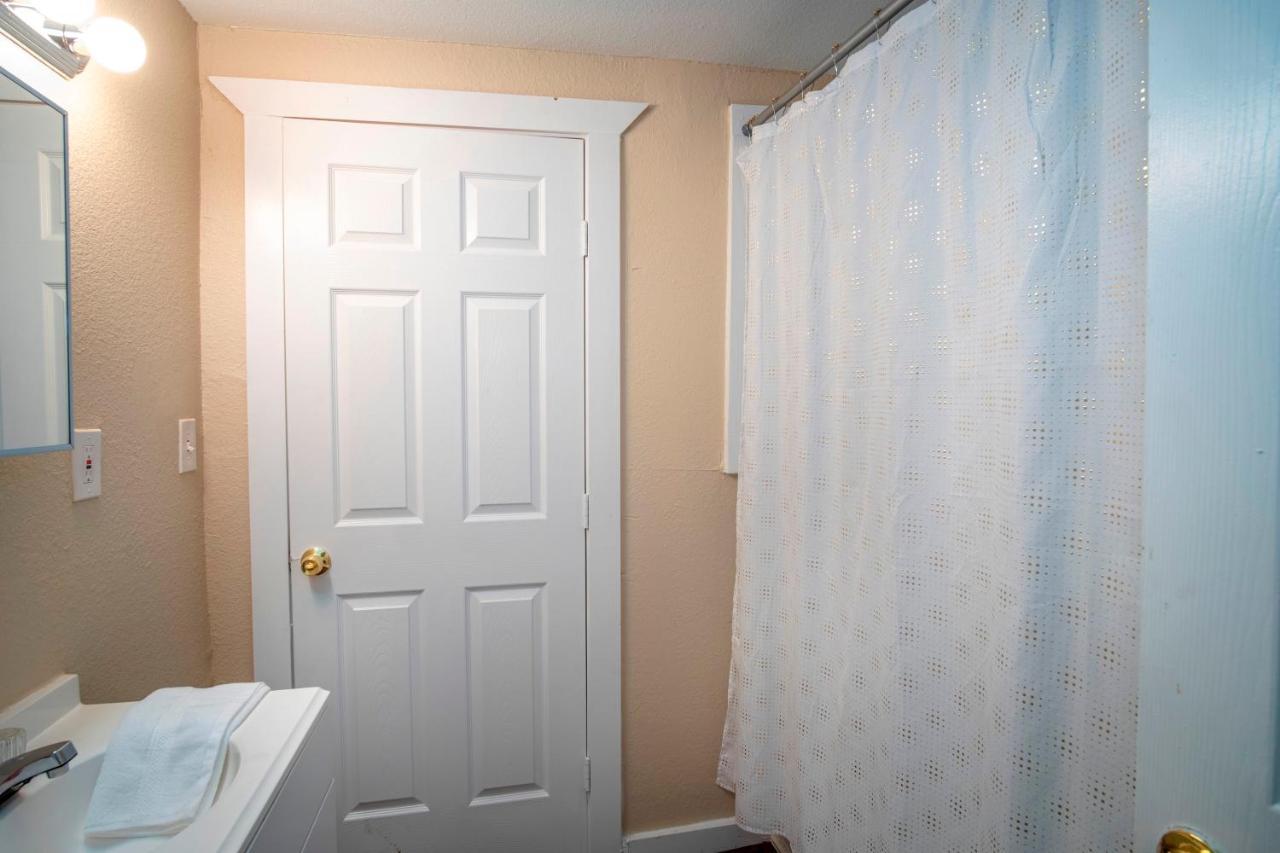 Cozy Downtown Guest House 2Br/1Ba Sleeps 8 Σαν Αντόνιο Εξωτερικό φωτογραφία
